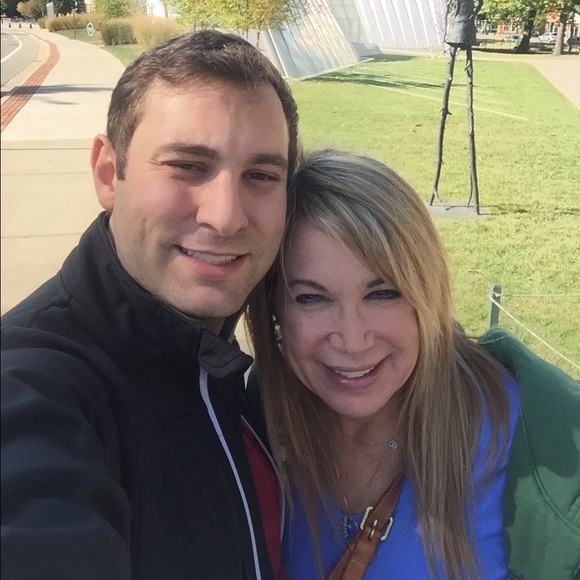 POSH AMBASSADOR,JoAnnZK Seller🎁🛍Mentor💎 FAST📬! - Picture 5 of 8